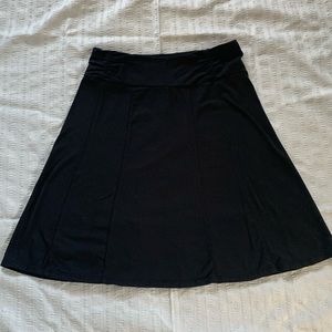 Athleta women’s athletic black skirt sz. Small